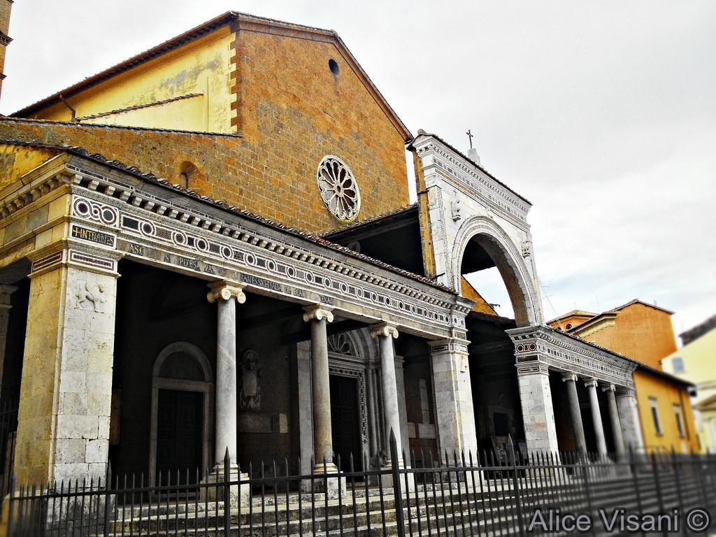 Suali Case Nel Borgo Civita Castellana Habitación foto
